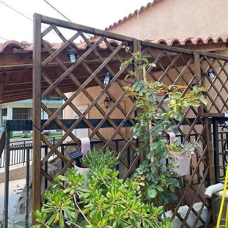 Sady'S House Daire Yimnon Dış mekan fotoğraf